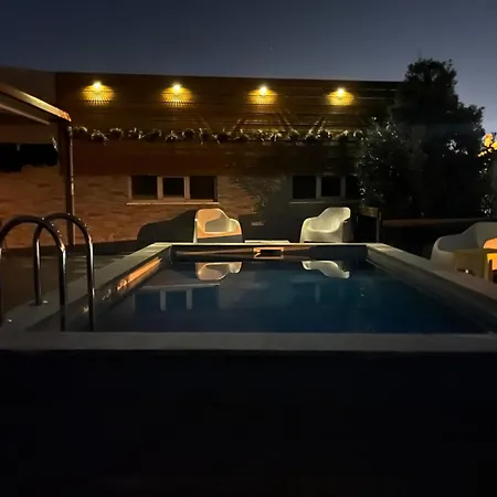 Проживание в семье Sun House Iii - Near Sintra - Kitchen - Pool